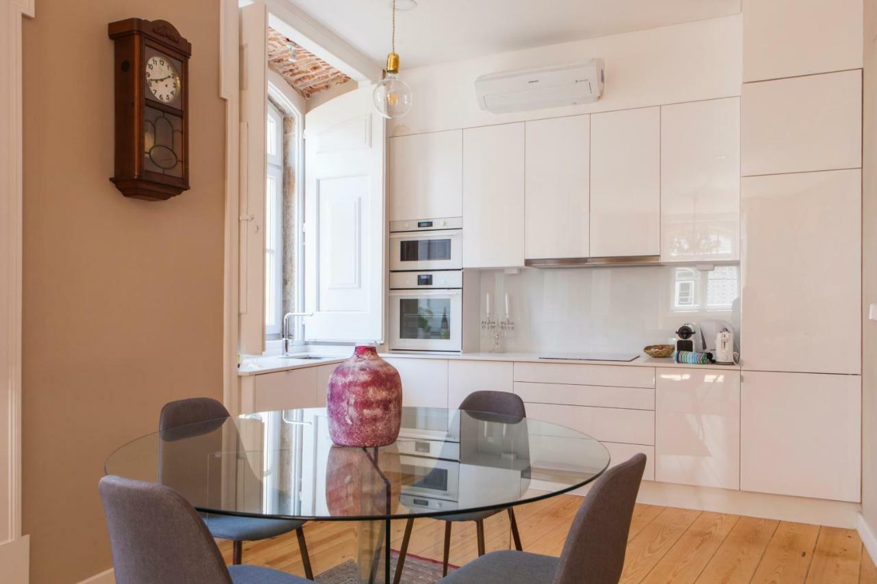 Alfama Baixa Spacious And Bright Apartment Blends The Historic And The Contemporary 2 Bedrs & 2 Bathrs Ac 18Th Century Building Lisboa Dış mekan fotoğraf