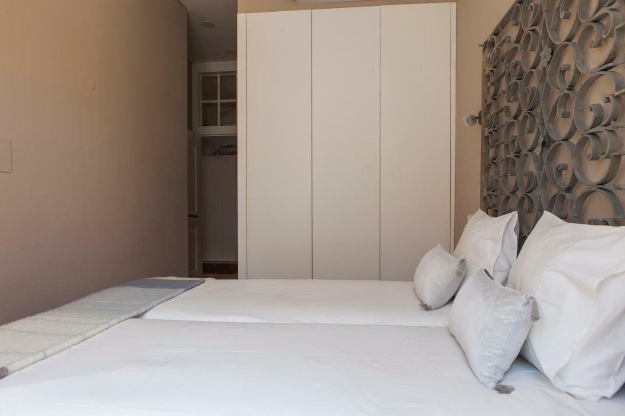 Alfama Baixa Spacious And Bright Apartment Blends The Historic And The Contemporary 2 Bedrs & 2 Bathrs Ac 18Th Century Building Lisboa Dış mekan fotoğraf