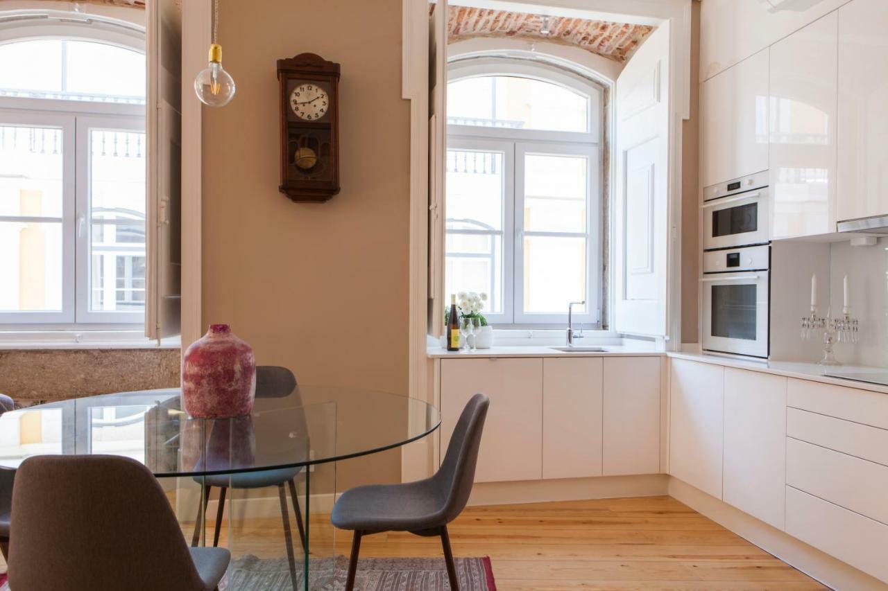 Alfama Baixa Spacious And Bright Apartment Blends The Historic And The Contemporary 2 Bedrs & 2 Bathrs Ac 18Th Century Building Lisboa Dış mekan fotoğraf